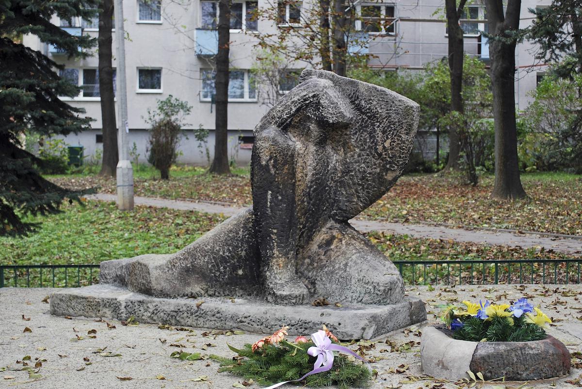 Ядвіга Городиська. Пам'ятник загиблим 29.01.1944 у Кракові, 1963